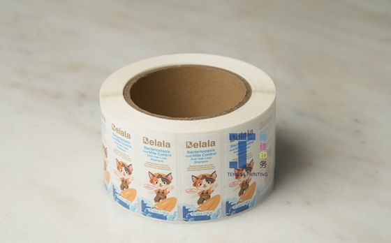 Surface mate brillante Étiquettes en rouleau Kraft finition Étiquette en papier artisanal OEM